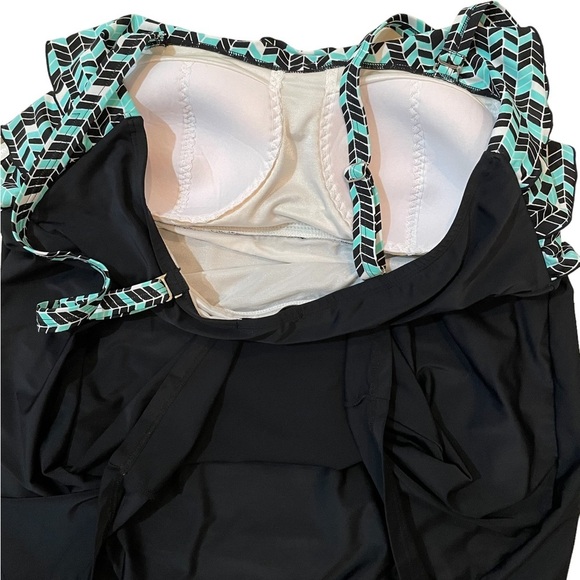 Liz Claiborne Women’s Plus Size 24W One Piece Swim-dress Swimsuit Swimwear - Picture 5 of 12